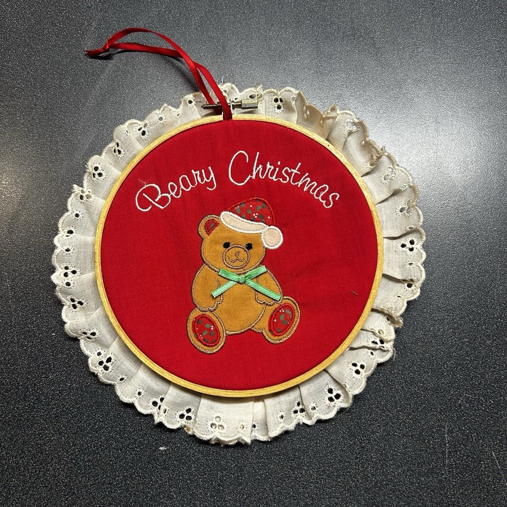 Beary Christmas Patchwork Hoop Art Round Wall Hanging Lace Trim Vtg